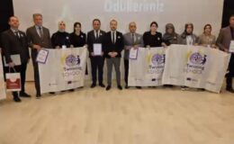 Elazığ’ın Eğitim Yıldızları Ödüllendirildi | eTwinning Gurur Gecesi
