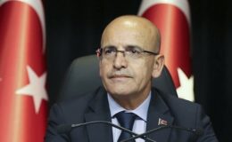 Bakan Şimşek’ten Vergi Rekoru Açıklaması: 5,5 Milyon Beyanname ile Tarihi Zirve!