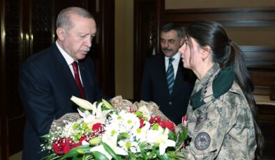 Cumhurbaşkanlığı Külliyesi’nde Gurur Günü: Erdoğan, Türk Polis Teşkilatı Heyetini Kabul Etti!