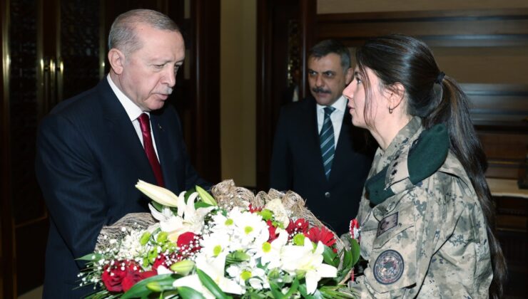 Cumhurbaşkanlığı Külliyesi’nde Gurur Günü: Erdoğan, Türk Polis Teşkilatı Heyetini Kabul Etti!
